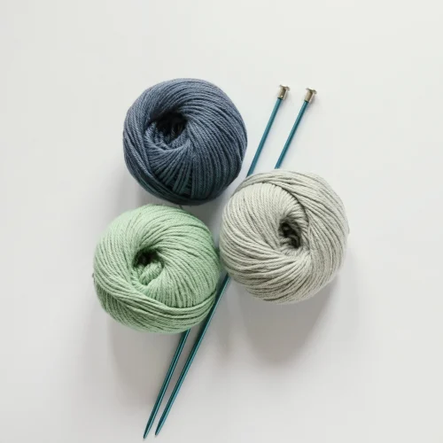 Knitting needles wool (1)